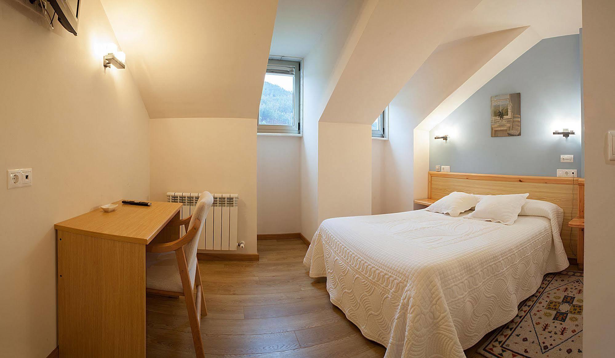 San Briz Hotel A Pontenova